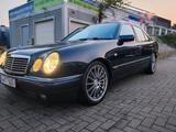 Mercedes-Benz Mercedes Benz w 210 e 240 Avantgarde Austt... - gebrauchte Mercedes-Benz E 240 aus dem Jahr 1999