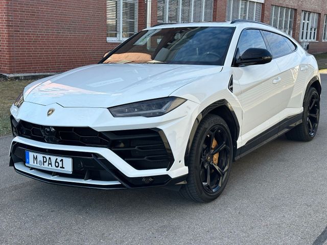 Lamborghini Urus 4.0 V8*Panorama*3xTV*Massage*B&O*Keyless*