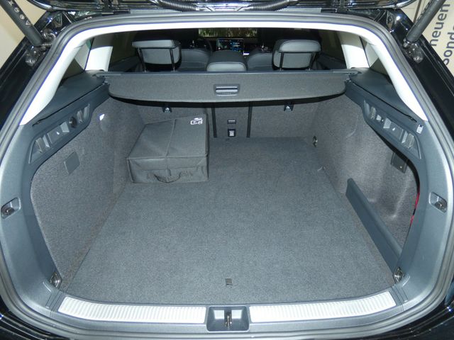Passat Variant 1.5 TSI eHybrid Elegance AHK