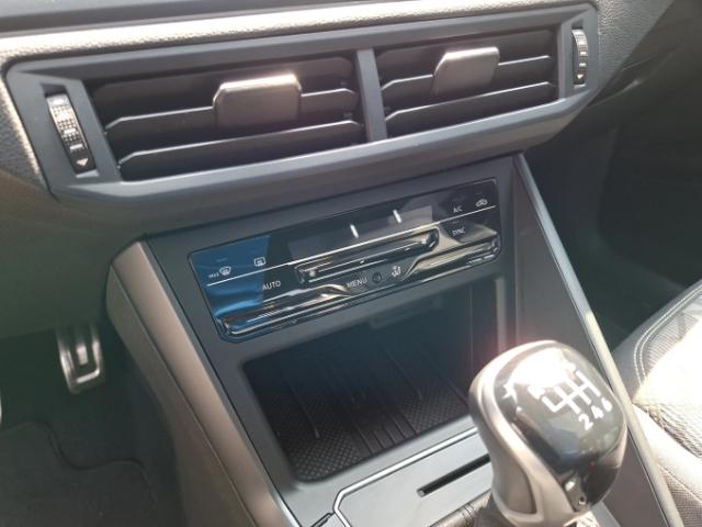Volkswagen Taigo R-Line 1.0 TSI APP-CONNECT+PANO+ACC, миниатюра 28