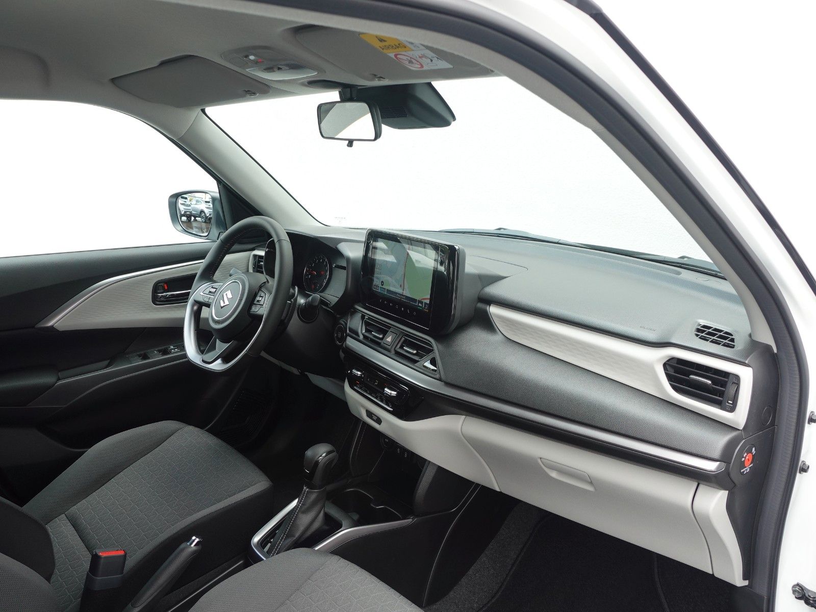 Fahrzeugabbildung Suzuki Swift 1.2 AUTOMATIK Comfort+ Navi,Kamera,Sitzhz