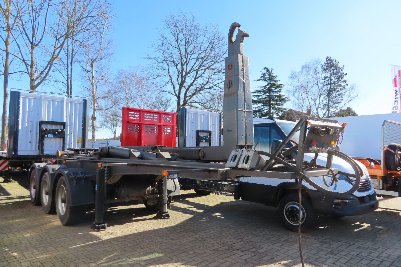 Fahrzeugabbildung Andere Krampe Auflieger Abrollkipper Hakenlift SHL 30