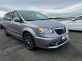 Lancia Voyager S 2.8 CRD 130 kW,7Sitz El.Schiebetür PDC - Lancia Voyager aus 2014