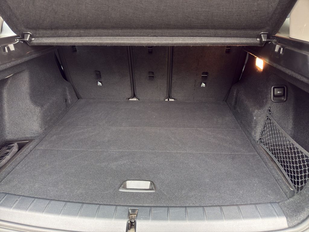 BMW X1 sDrive18d ADVANTAGE LED NAVI PANO PDC SHZ 17" foto 14