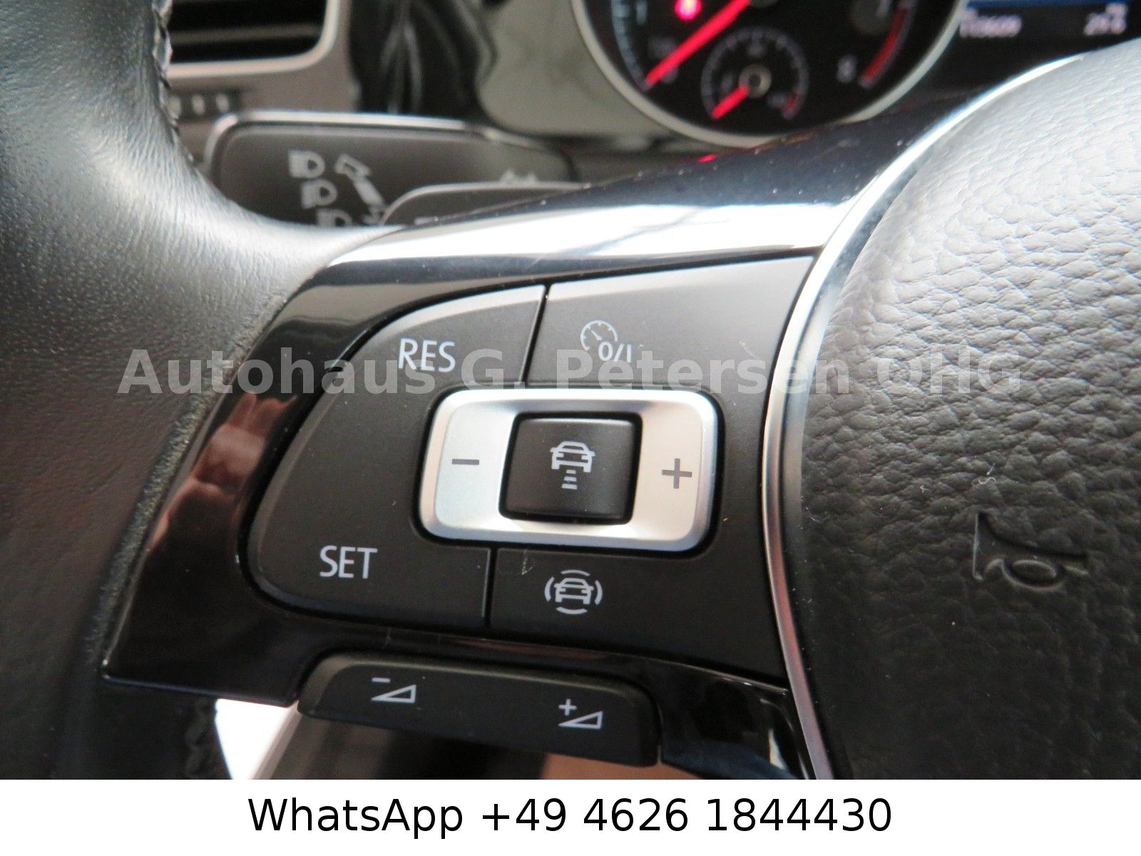 Fahrzeugabbildung Volkswagen Golf 7 Var. Highli*Panorama*AHK*Navi*ACC*LED*CAM