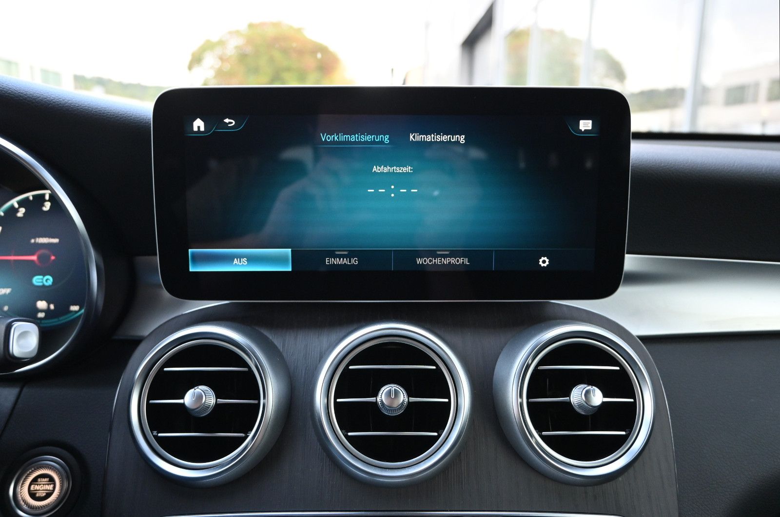 Fahrzeugabbildung Mercedes-Benz GLC 300 de 4MAT. °ACC°AHK°AIRMATIC°HUD°KEYLESS°