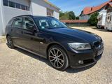 BMW 330 Baureihe 3 Touring 330d xDrive AHK 8Fach Xen - gebrauchte BMW 330 aus dem Jahr 2010