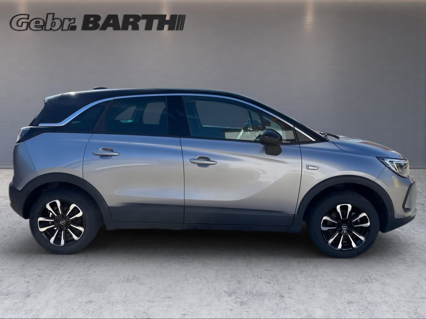 Fahrzeugabbildung Opel Crossland Elegance AHK-abnehmbar Navi LED Apple