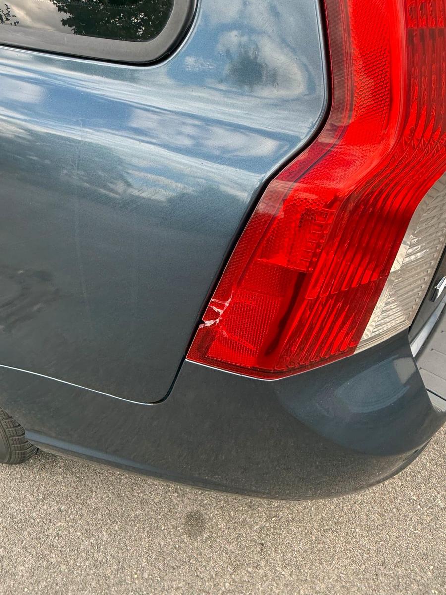 Volvo V50 2010 — photo 5