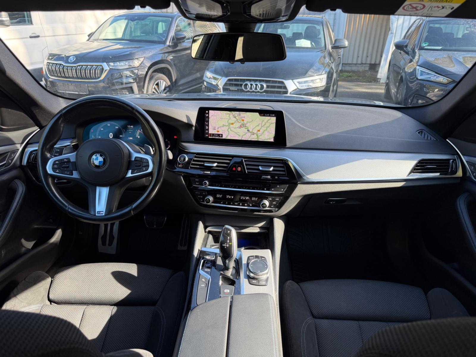 BMW 520 5 Touring 520 d M Sport/HUP/360*/ACC