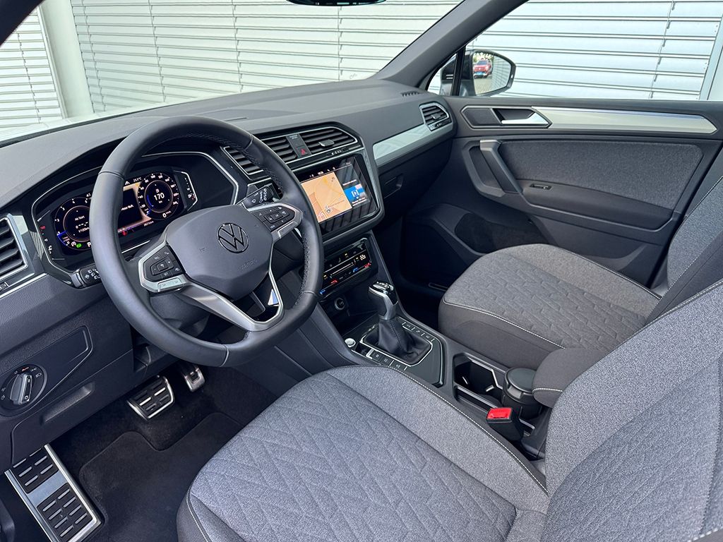 Tiguan 1.5 TSI DSG "MOVE" *AHK*NAVI*IQ.DRIVE*