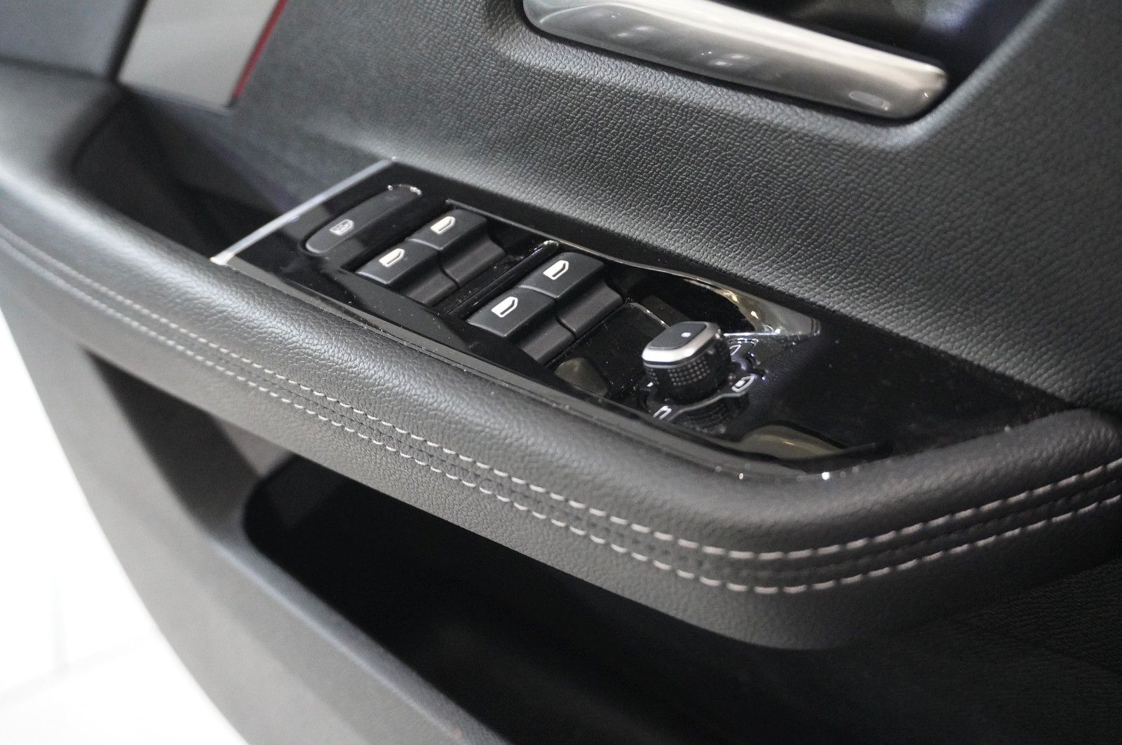 Fahrzeugabbildung Opel Astra L ST 1.5D GS LINE NAVI/LED/360°/SH/DAB/AHK