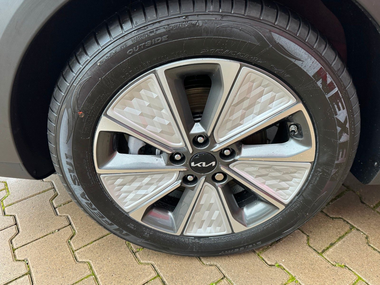 Fahrzeugabbildung Kia E-SOUL INSPIRATION WP SUV LED GD