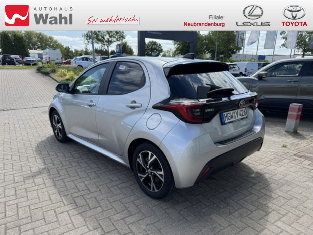 Toyota Yaris 1.5 Hybrid Teamplayer imagem 2