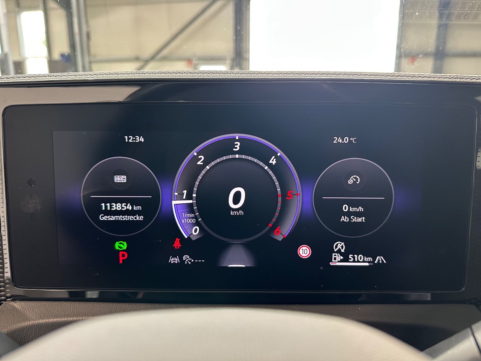 Fahrzeugabbildung Volkswagen Tiguan 2.0 TDI DSG Life NAV+LED+AHK+HUD+KAM+ACC