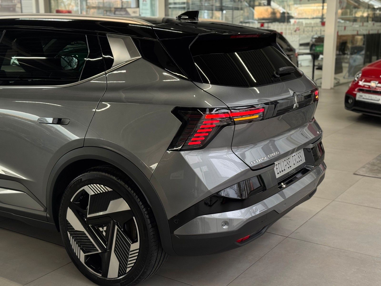 Fahrzeugabbildung Mitsubishi Eclipse Cross EV Diamant TOP 87 kWh 22KW