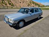 Mercedes-Benz 300 TD W123 7 Sitzer - gebrauchte Mercedes-Benz 300 aus dem Jahr 1985