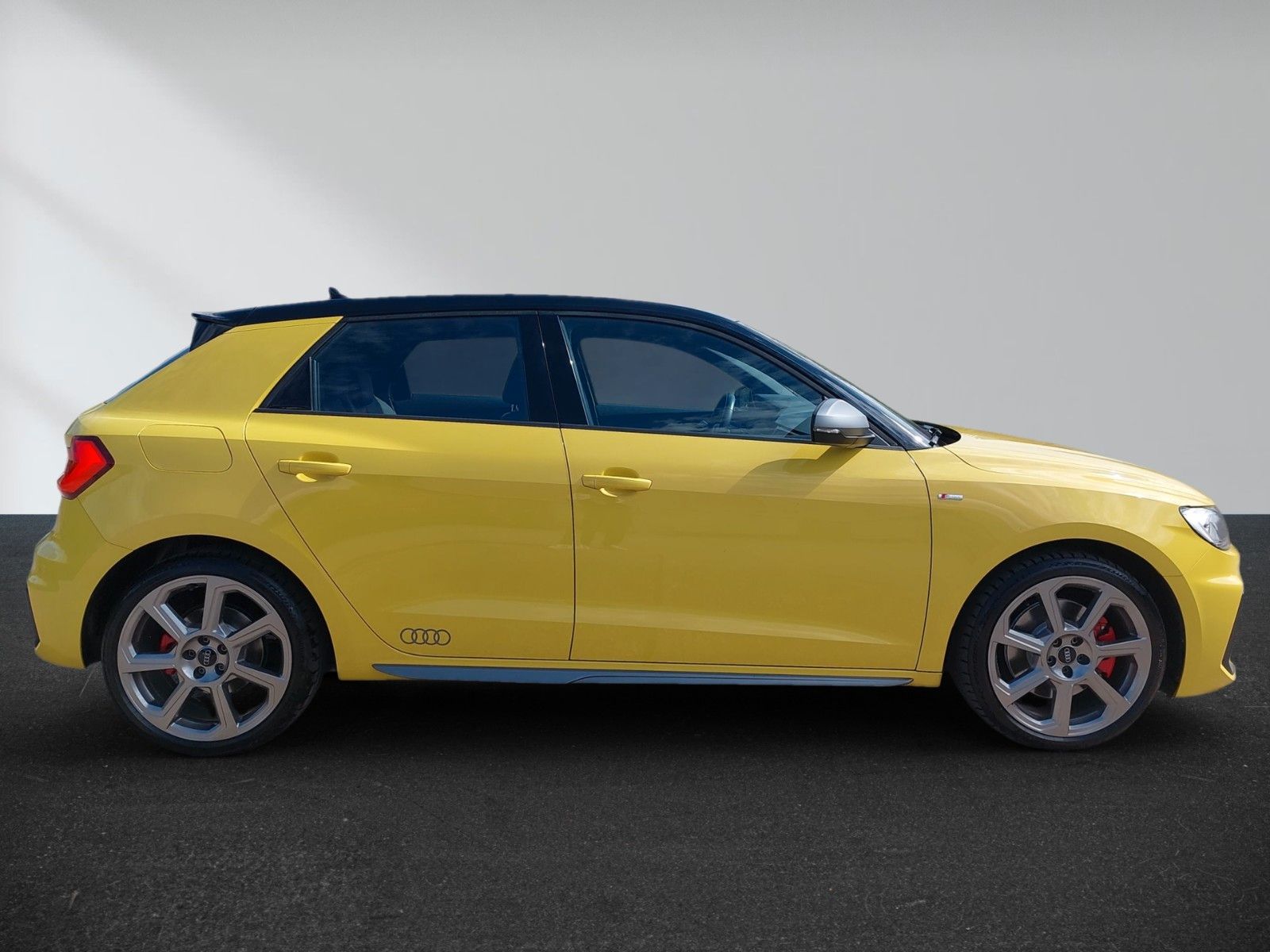 Audi SPORTBACK 40 TFSI S LINE LED SHZ SPORT-FAHRWERK – Bild 3
