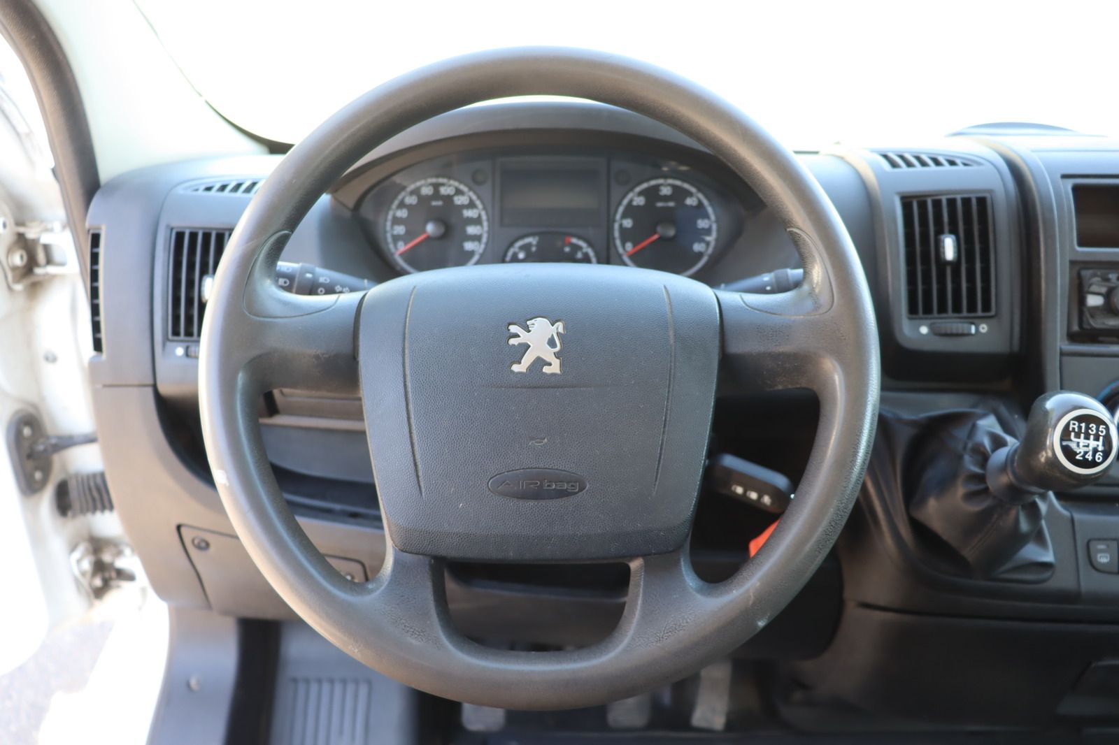 Fahrzeugabbildung Fiat Ducato 2.2 HDi  Pritsche lang * HU/AU neu
