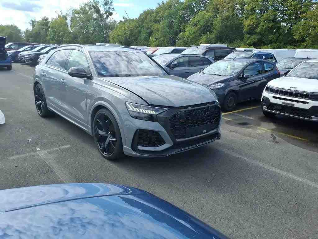 Audi RSQ8 - Bild 3