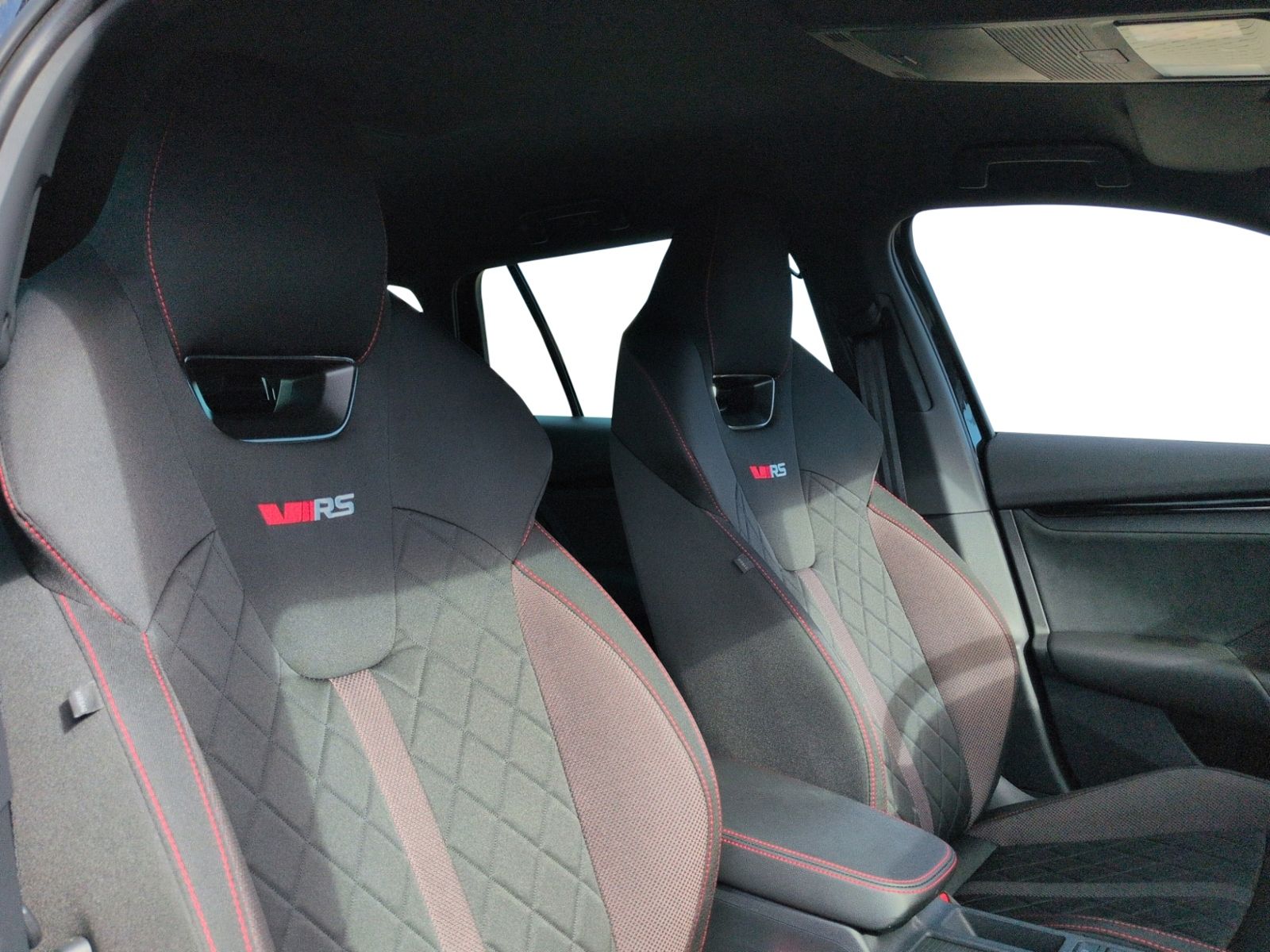 Octavia Combi RS MATRIX+Keyless+18"+SHZ+
