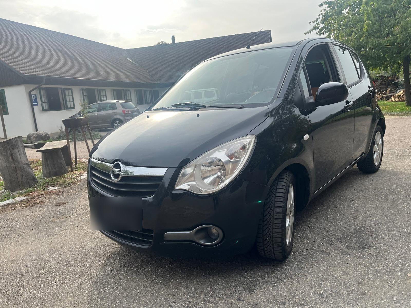 Opel Agila