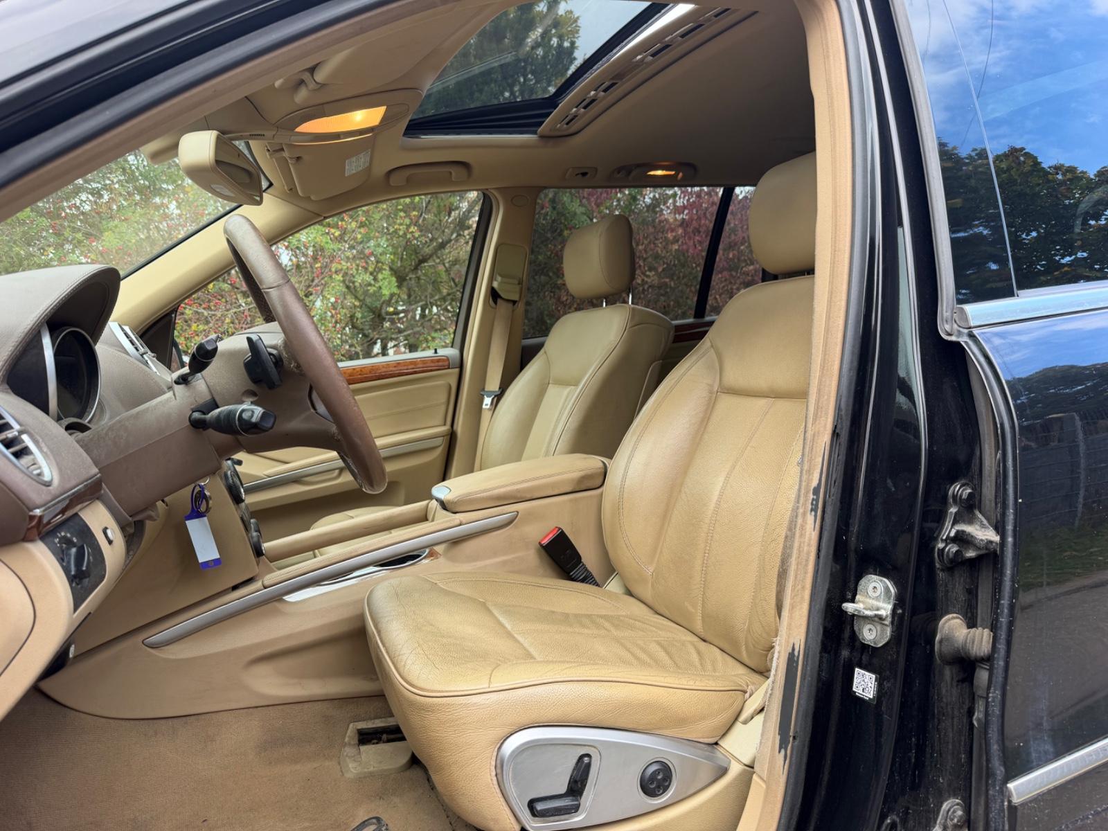 Mercedes-Benz GL350 2009 — photo 9