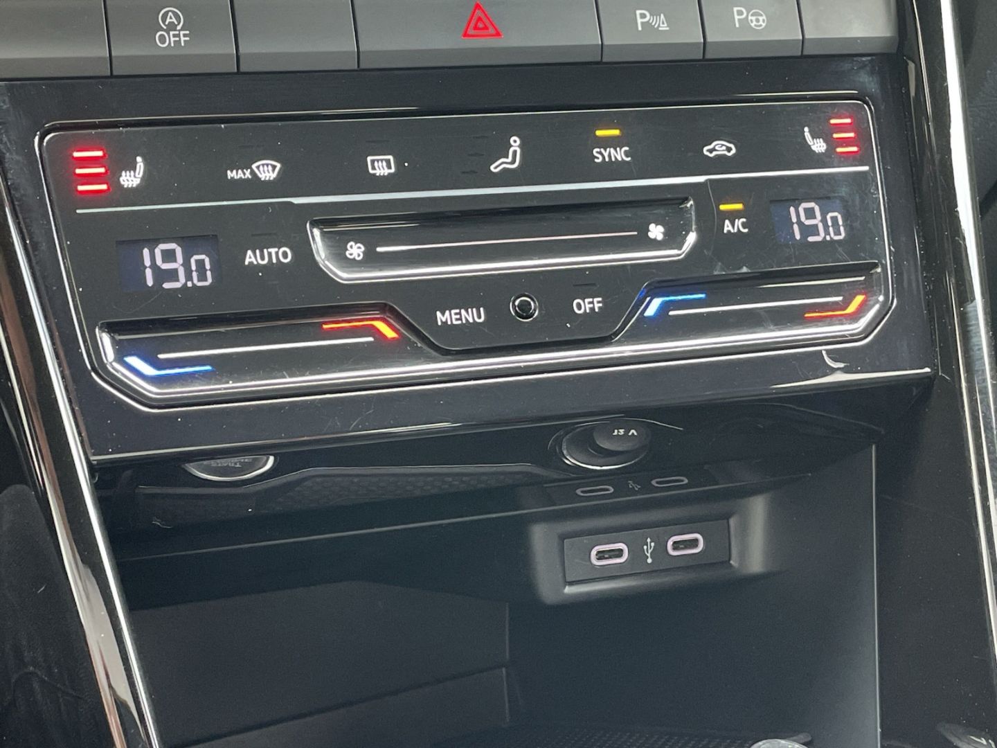 T-Roc 2.0TSI DSG R-Line 4Motion Matrix/LEDER/DCC