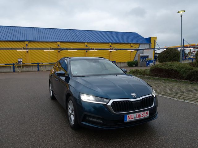 Skoda Octavia Combi Ambition 2,0TDI DSG LED Navi SHZ