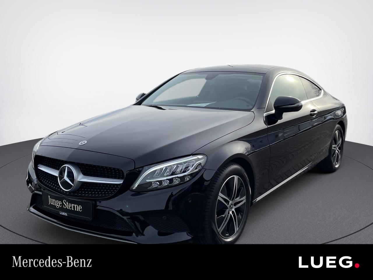 Mercedes-Benz C 200 AMG+INFOTAINMENT+LED+PANODACH+SOUNDSYSTEM