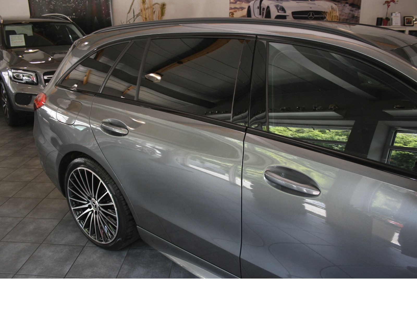 Fahrzeugabbildung Mercedes-Benz C 200 Td AMG *AHK*Night*19 Zoll AMG*Totwinkel