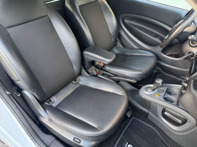 SMART ForTwo ForTwo Coupe AUTOMATIK*NAVI*PANO*LED*SZH*LEDER* - Bild 18