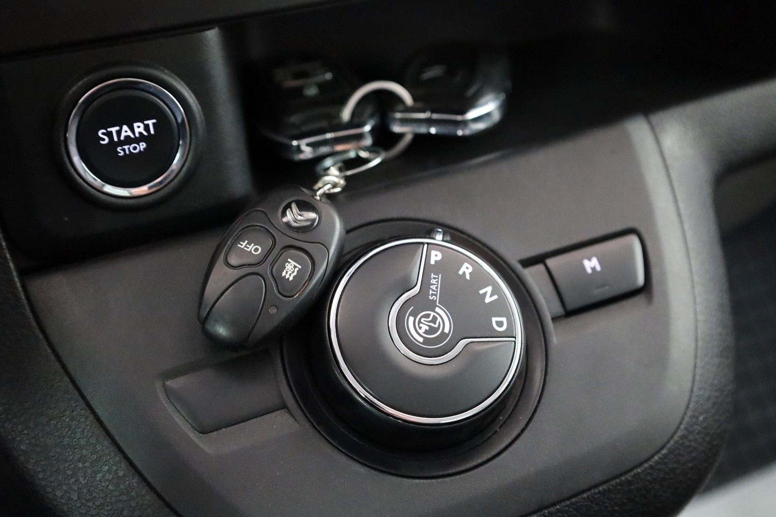Fahrzeugabbildung Citroën SpaceTourer Lounge M Leder,Navi,Panorama,Massage