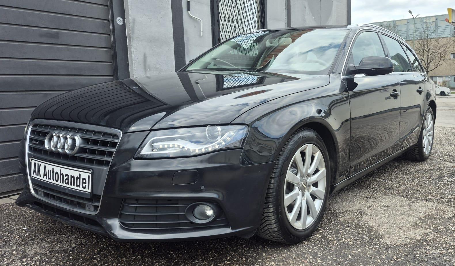 Audi A4 Avant Attraction Aut  quattro Navi