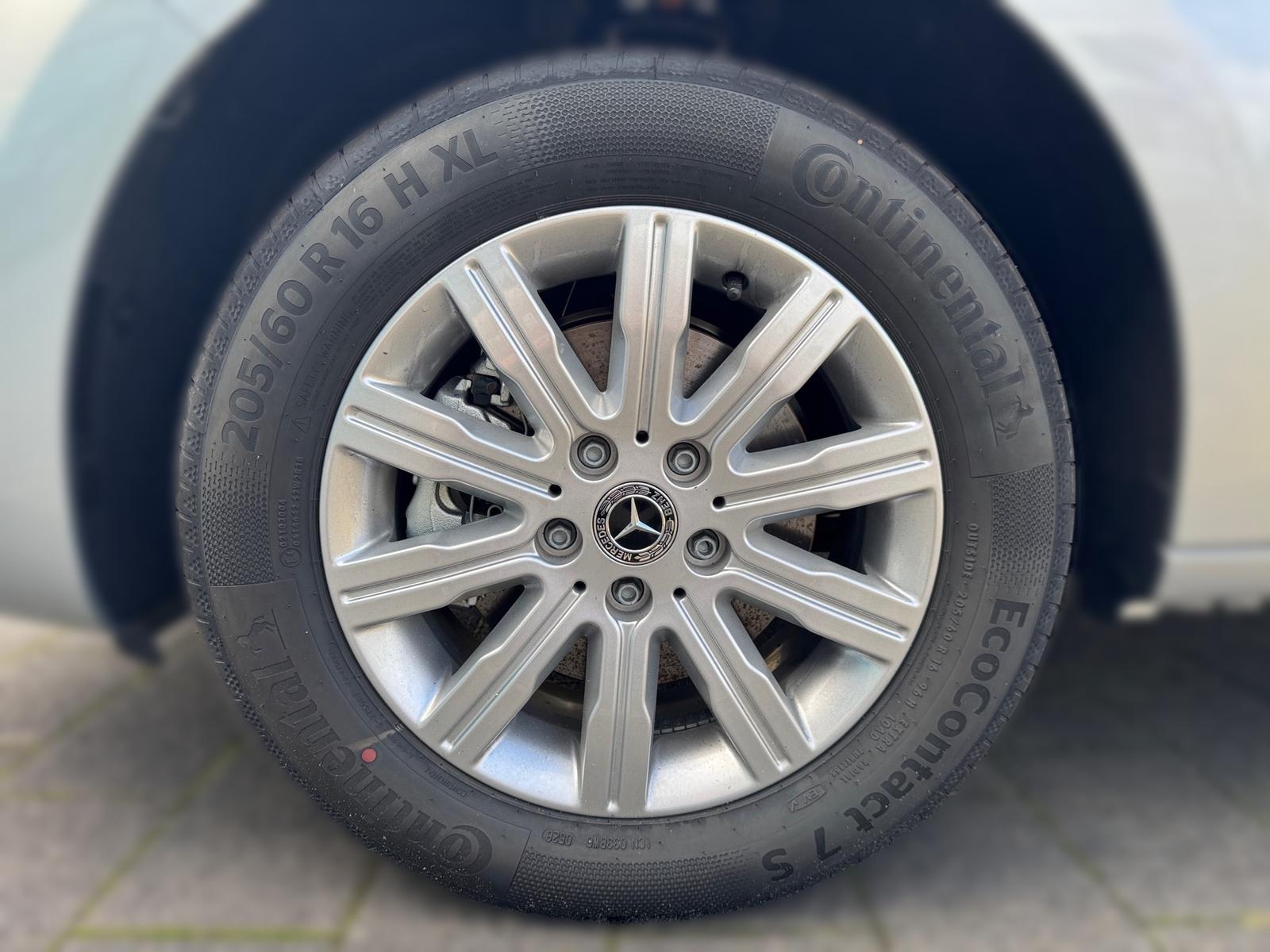 Mercedes-Benz T 180 Edition Lang AHK*LED*Kamera*Navi*7-Sitzer