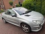 Peugeot 206 CC 2.0 16V  Cabrio - Peugeot 206 in Bielefeld