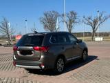 Mitsubishi Qutlander 2.0 Automatik - Mitsubishi Outlander von privat