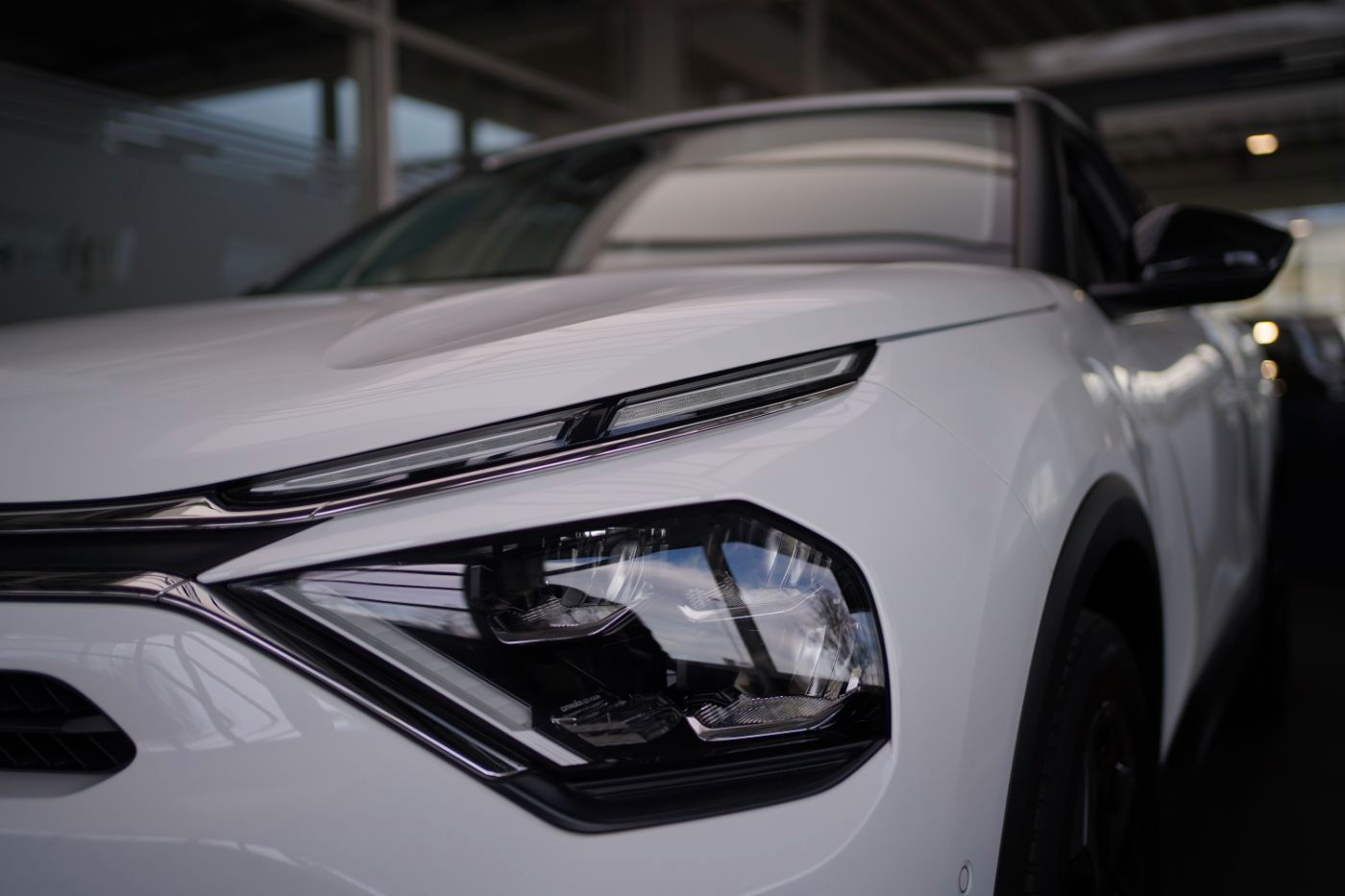 Fahrzeugabbildung Citroën C4 PureTech 130 Shine Anhängerkupplung Allwetter
