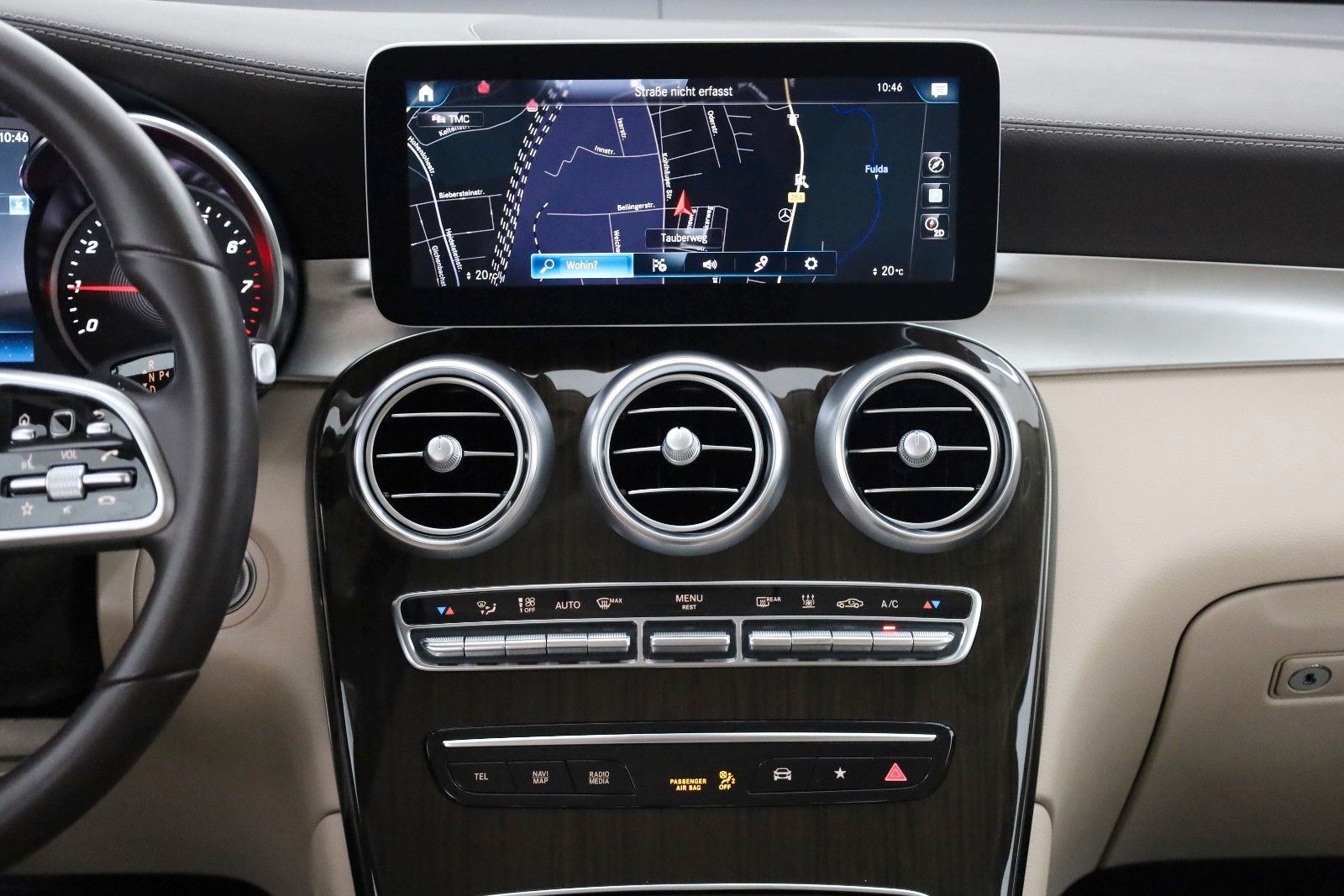 Fahrzeugabbildung Mercedes-Benz GLC 300e 4M Coupe,Sitzlüftung,Leder,Navi,Kamera