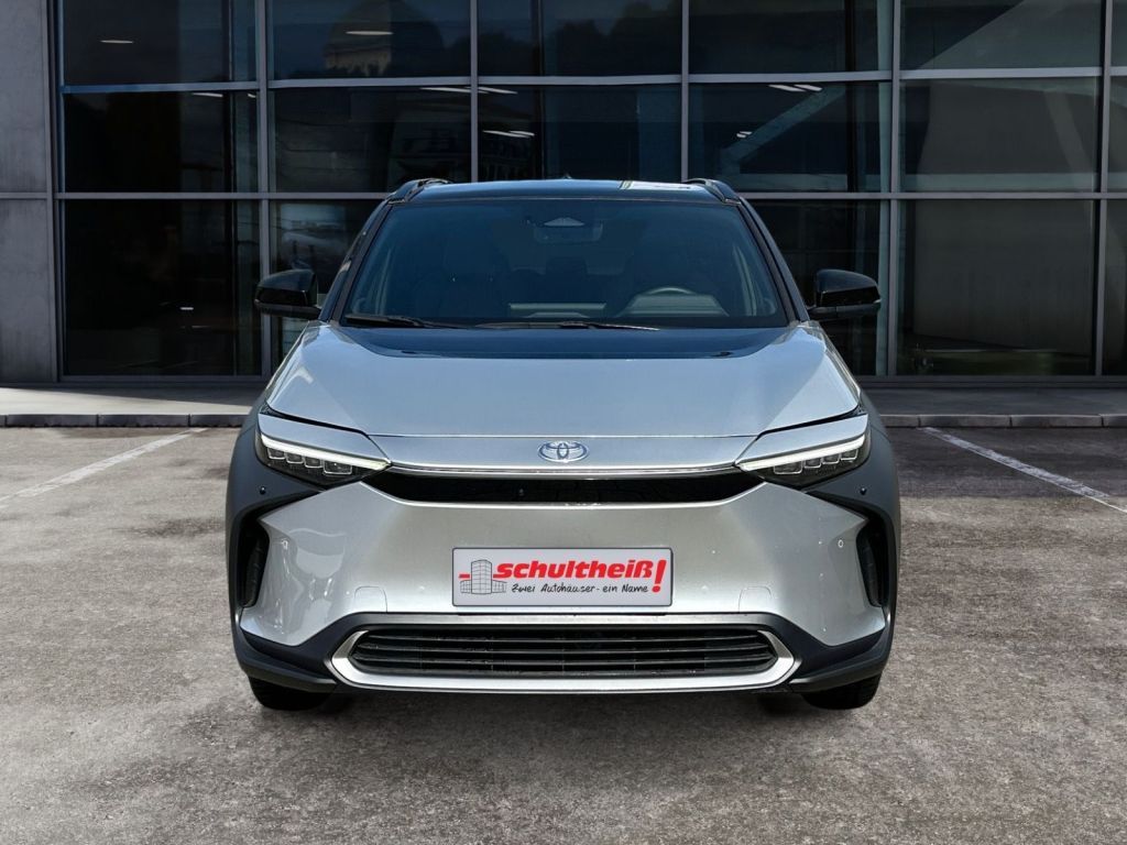 Fahrzeugabbildung Toyota bZ4X X-MODE Comfort- und Technik-Paket