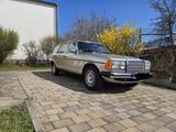 Mercedes-Benz 230 te - Mercedes-Benz 230: Te