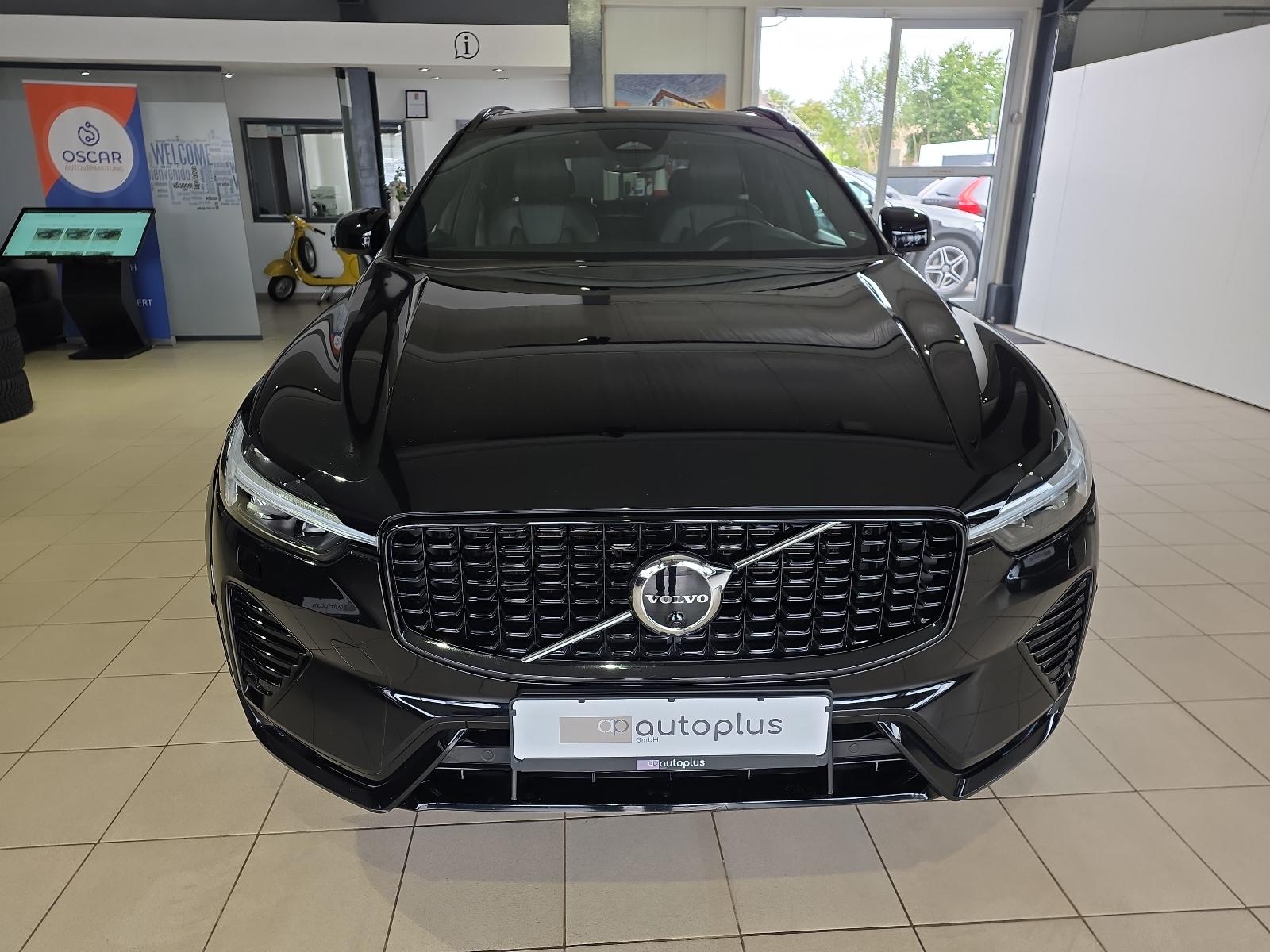 Volvo XC60 B5 R-Design Massage FourC 22Zoll 360° Pano