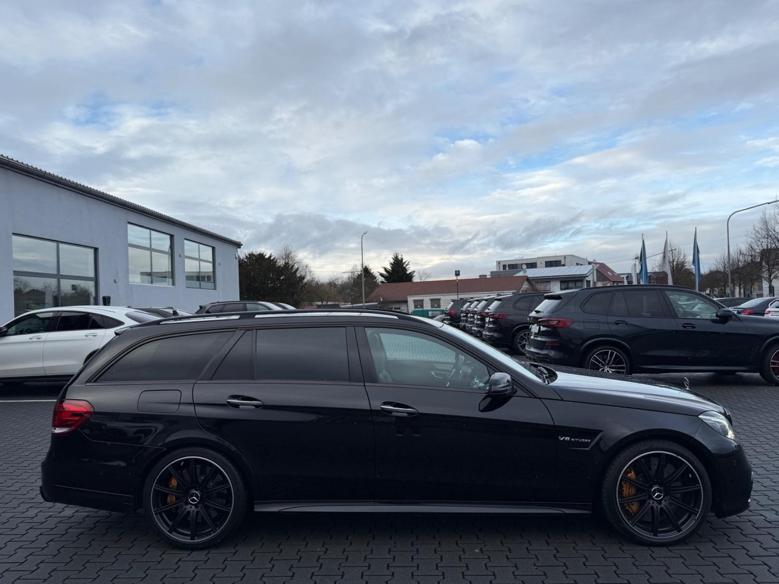 Mercedes-Benz E63S*AMG*4MATIC*INDIVIDUAL*360°ACC*B&O*KERAMIK*