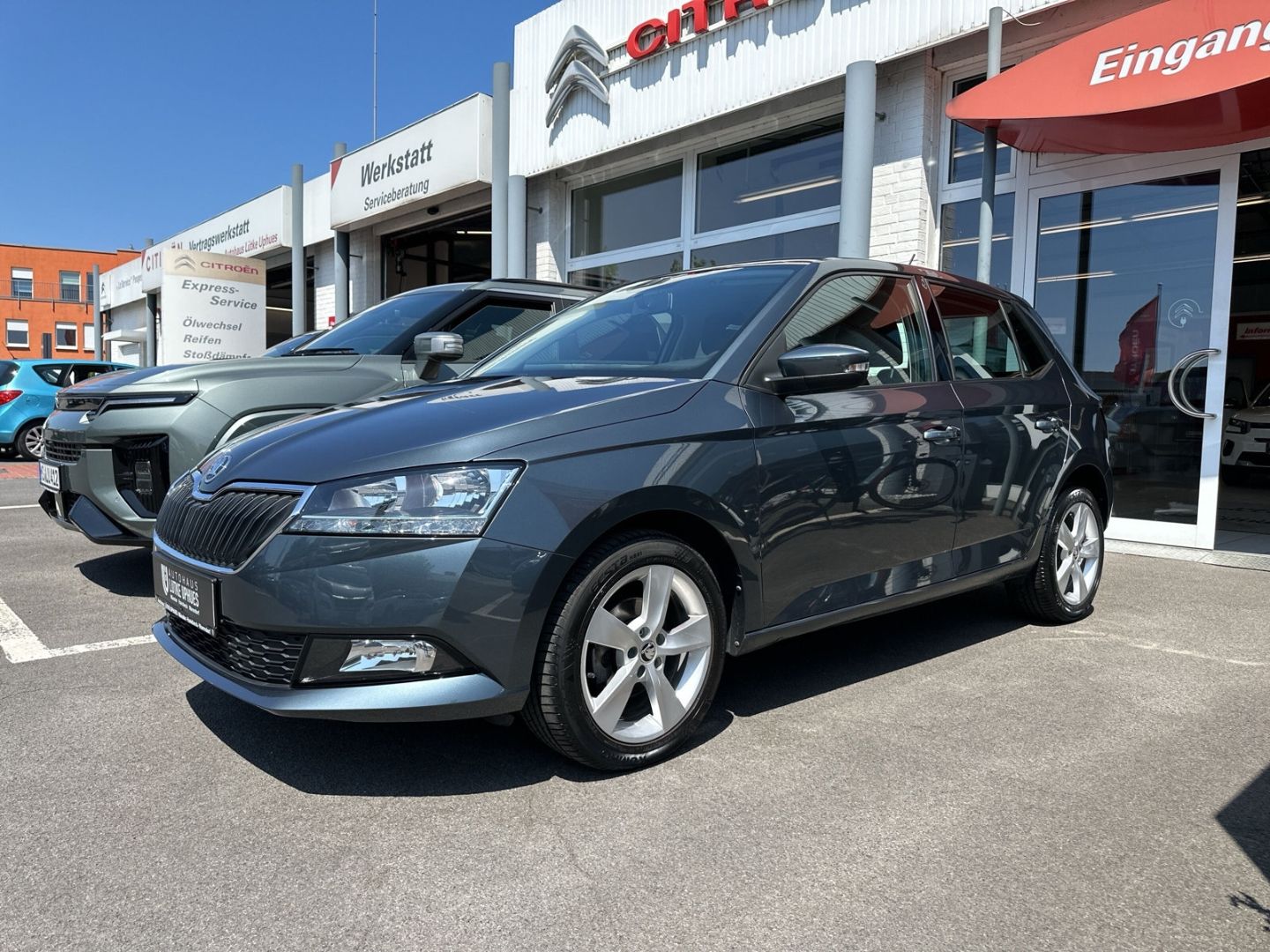 Fahrzeugabbildung SKODA Fabia Cool Plus 1.0 DAB Tel.-Vorb. PDC Alu Klima