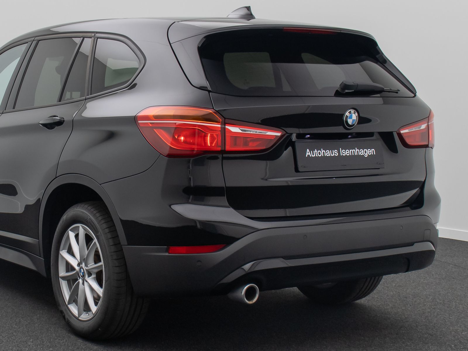 Fahrzeugabbildung BMW X1 sD18i Panorama Kamera DAB Navi Komfort Leder