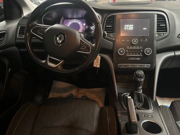 Renault Megane - 9