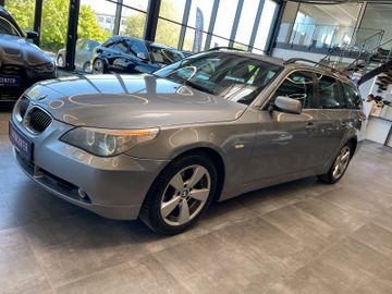 BMW 530 Touring 530d xDrive *HUD*NAVI*LEDER*PANO*SZH