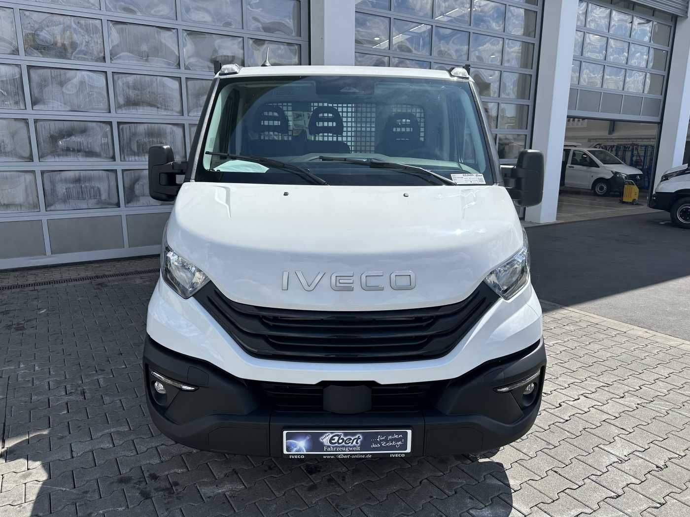 Fahrzeugabbildung Iveco Daily 35S16 A8 Pritsche *R3.450mm*AHK*Automatik*