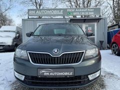 Fahrzeugabbildung Skoda Rapid/Spaceback AUTOMATIK NAVI SCHECKHEFT