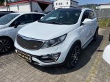 Kia SPORTAGE ATTRACT 4WD-AUTOM-NAVI-PANO-RFK-AHK-ALU - Kia Sportage mit Diesel-Antrieb: Geländewagen
